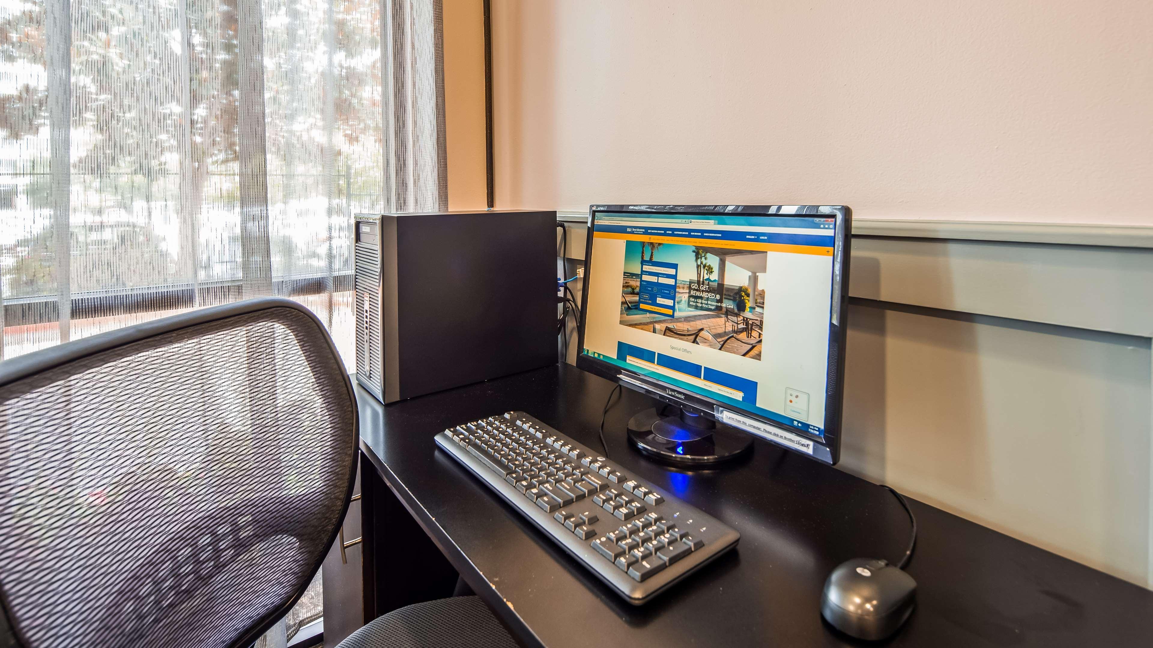 Best Western Salinas Monterey Bagian luar foto