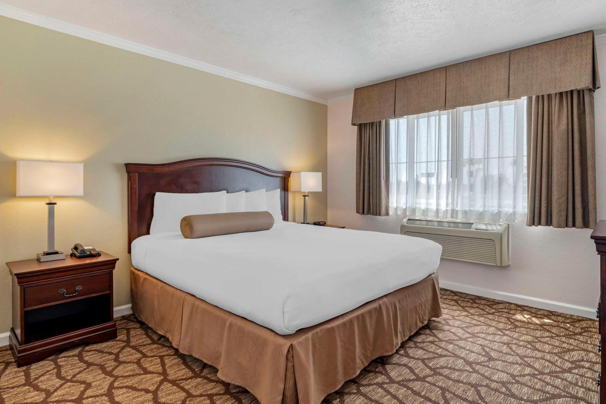 Best Western Salinas Monterey Bagian luar foto