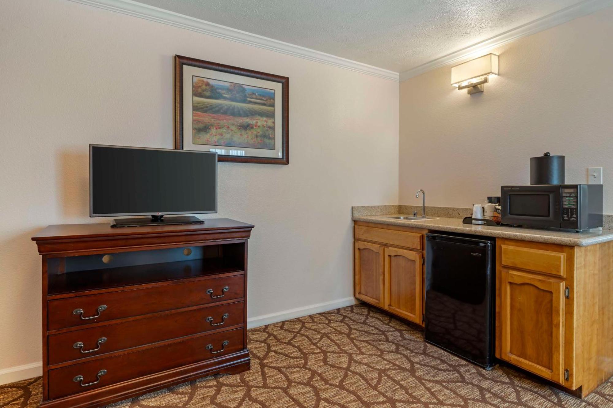 Best Western Salinas Monterey Bagian luar foto