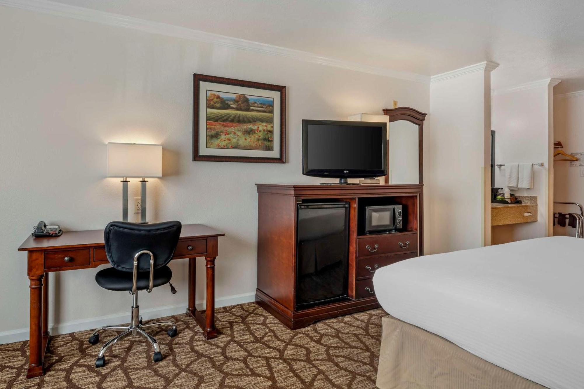 Best Western Salinas Monterey Bagian luar foto